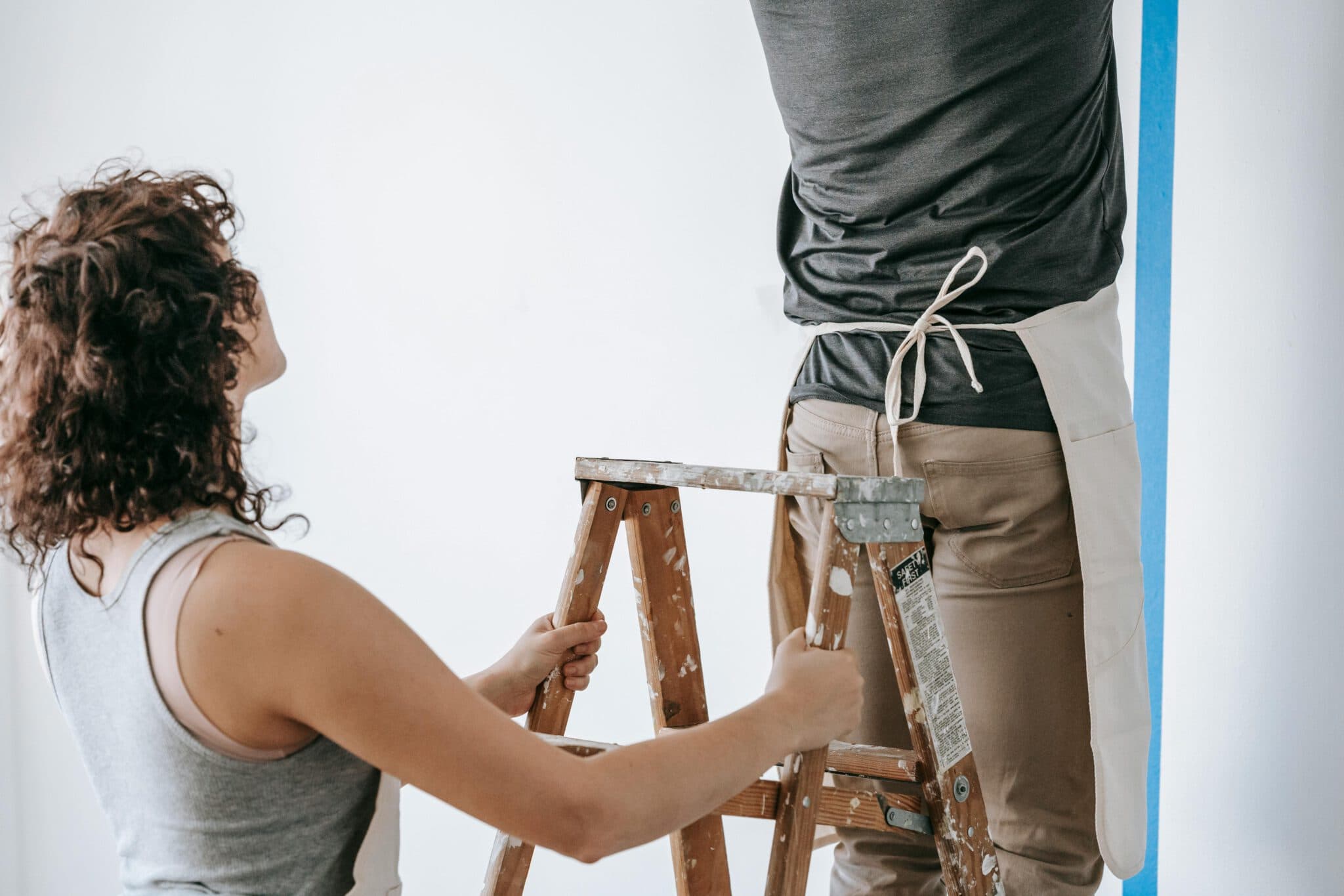 Schönheitsreparaturen in der Wohnung sind oft ein Streitpunkt bei der Einbehaltung der Mietkaution