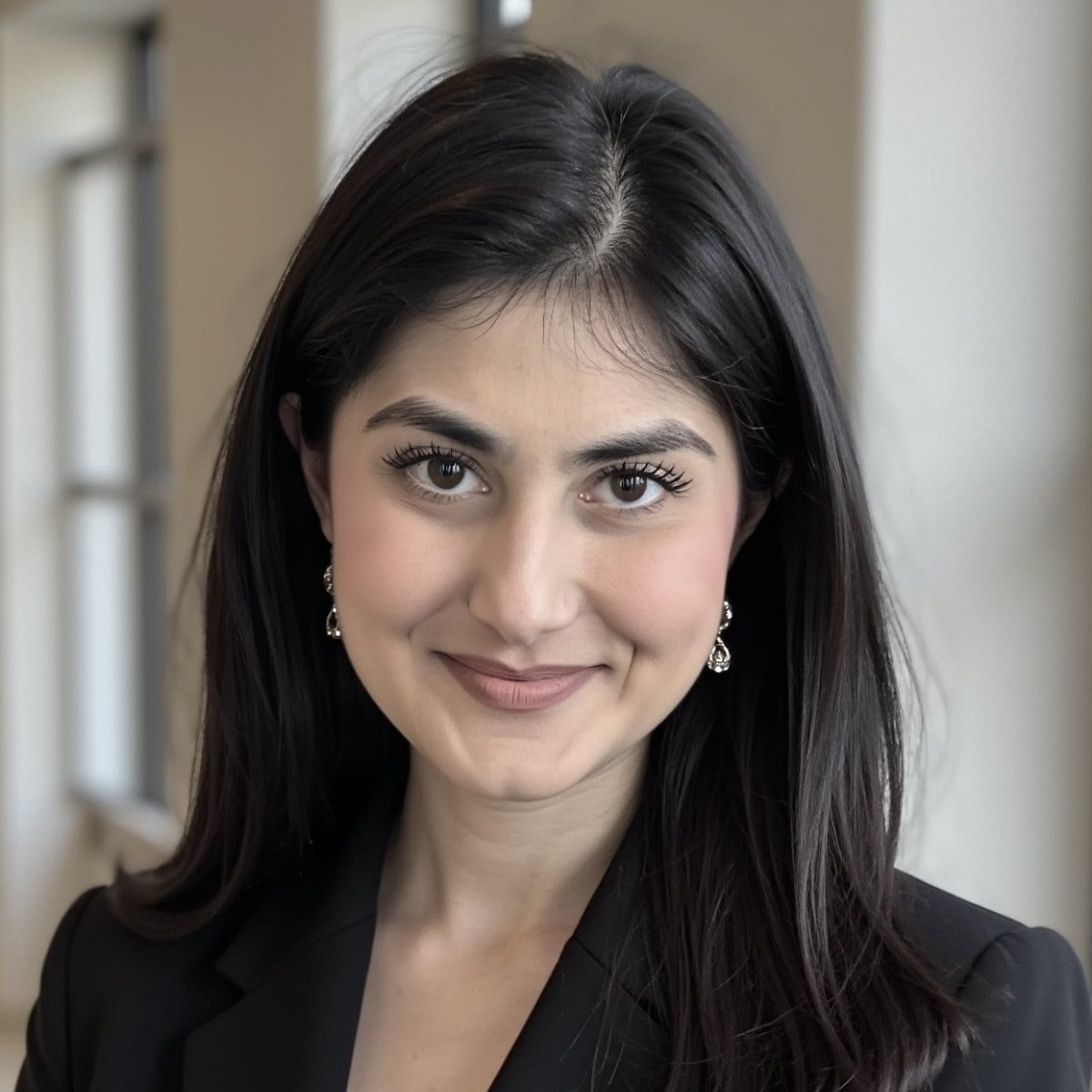 Rechtsanwältin Diana B. Haidari – Portrait